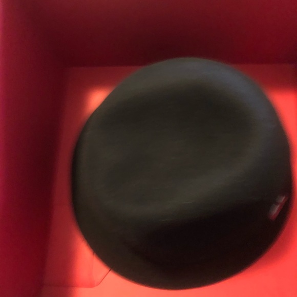 NWT $595 VALENTINO Fur Felt Bucket Hat! - Picture 12 of 16